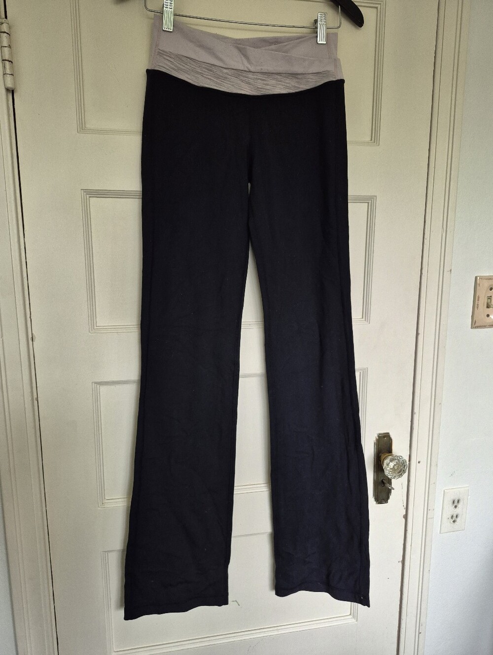 Lululemon Size 6 Tall Yoga Pants
